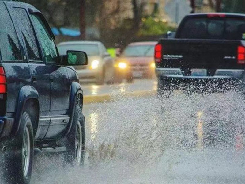 暴雨頻發，開車一定要注意這3點，否則保險一分不賠！